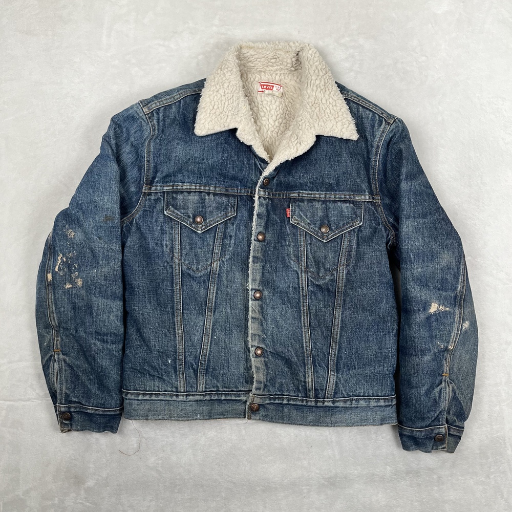Vintage Levi's Jacket Mens 42 Blue Sherpa Lined Denim Trucker Made in USA 80s